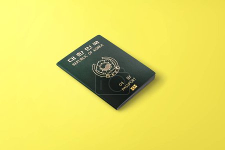 Téléchargez les photos : South Korean passport,Republic of Korea passport - en image libre de droit