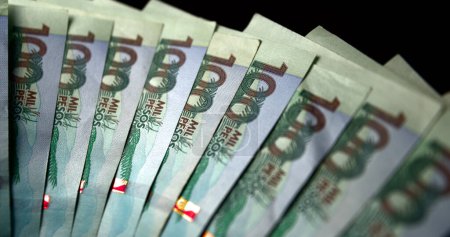 Abanico de billetes colombianos pesos COP