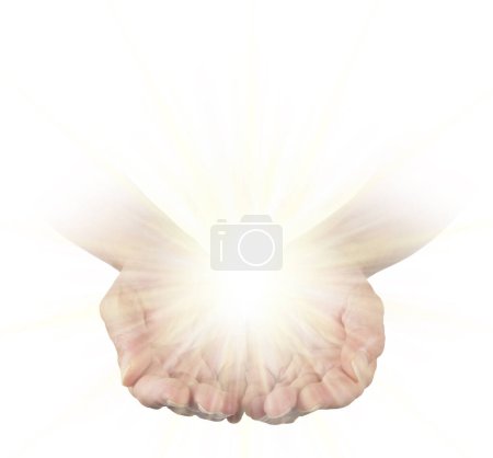 Téléchargez les photos : Envoi d'énergie pure de guérison - mains ouvertes coupées femelles isolées sur fond blanc avec une orbe d'énergie brillante au-dessus - en image libre de droit
