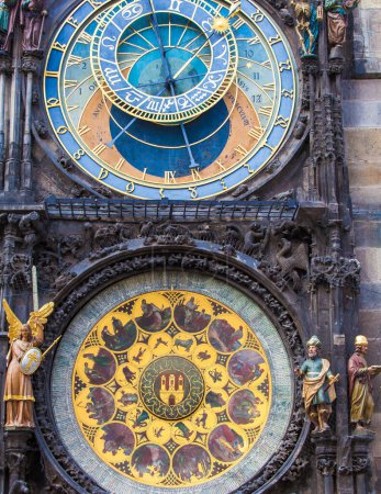 Foto de Vista del reloj astronómico de Praga - Imagen libre de derechos