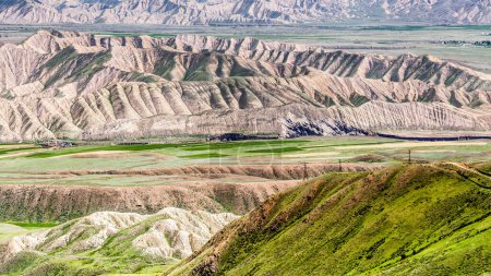 Foto de Hermosas montañas en Kirguistán cerca de Kazarman - Imagen libre de derechos