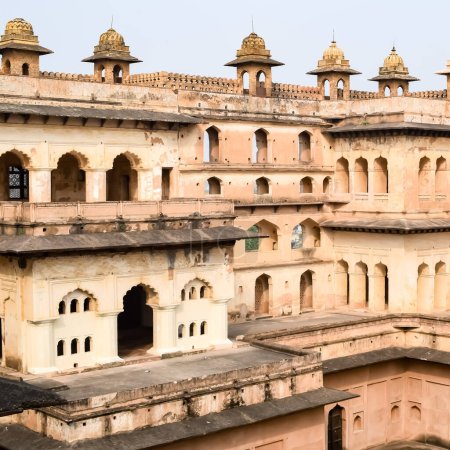 Beautiful view of Orchha Palace Fort, Raja Mahal and chaturbhuj temple from jahangir mahal, Orchha, Madhya Pradesh, Jahangir Mahal - Orchha Fort in Orchha, Madhya Pradesh, Indian archaeological sites puzzle 706324546
