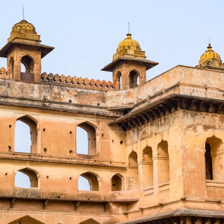 Belle vue sur Orchha Palace Fort, Raja Mahal et chaturbhuj temple de jahangir mahal, Orchha, Madhya Pradesh, Jahangir Mahal - Orchha Fort à Orchha, Madhya Pradesh, sites archéologiques indiens