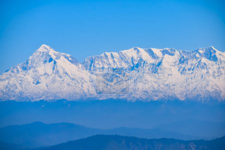 Très haut sommet de Nainital, Inde, la chaîne de montagnes qui est visible sur cette image est Himalaya Range, Beauté de la montagne à Nainital dans l'Uttarakhand, Inde