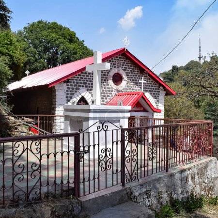Kirche Christ befindet sich an der Mall Road in Kasauli, Himachal Pradesh Indien, Schöne Aussicht auf die katholische Kirche in Kasauli in den frühen Morgenstunden