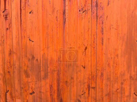 Foto de Fondo texturizado de color - Textura de metal oxidado naranja brillante - Imagen libre de derechos