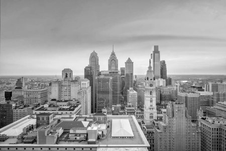 Foto de Paisaje urbano del horizonte del centro de Filadelfia en Pennsylvania, EE.UU. - Imagen libre de derechos