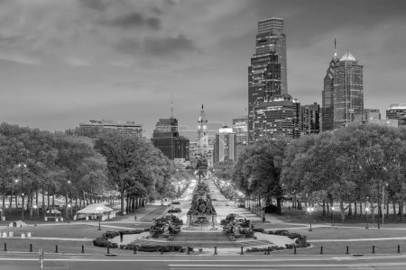 Foto de Paisaje urbano del horizonte del centro de Filadelfia en Pennsylvania, EE.UU. - Imagen libre de derechos