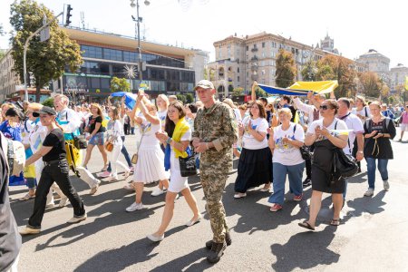 Téléchargez les photos : Parade de l'indépendance à Kiev. Khreshchatyk Street, 2019 - en image libre de droit