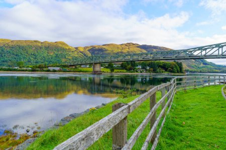 Foto de Vista del Puente Ballachulish en las Highlands Occidentales de Escocia, Reino Unido - Imagen libre de derechos