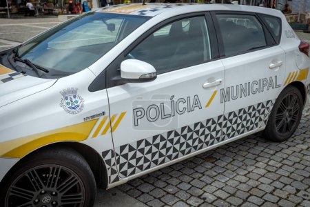 Foto de Oporto, Región Norte, Portugal - 30 05 2023: Vehículo de intervención policial municipal portugués, estacionario en Vila Nova de Gaia - Imagen libre de derechos