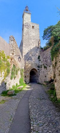 calle de los antiguos pueblos medievales de Vaison la Romaine