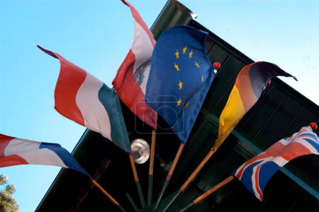 Téléchargez les photos : Flags of the European Union and member states in the EU - en image libre de droit
