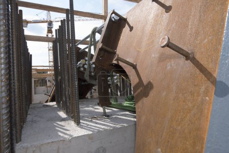 steel or iron steel as a building material in the construction industry