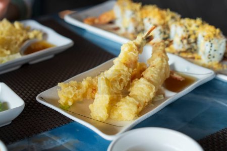 Japanese shrimps tempura recipe with ginger ponzu sauce