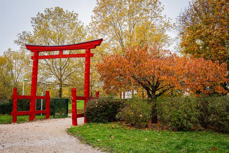 Photo for The Japanese garden in Dijon in autumn colors.. Le jardin japonais a Dijon aux couleurs de l'automne. - Royalty Free Image