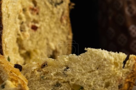 Téléchargez les photos : Poêle argentine dulce pain sucré aux fruits secs et maté pour Noël - en image libre de droit