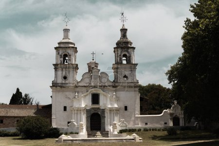 Téléchargez les photos : Cordoue, Argentine - 1 juillet 2021 : Église jésuite Estancia Santa Catalina Jesus Maria. - en image libre de droit