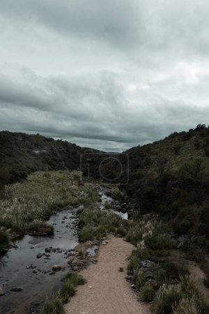 Foto de Majestuoso paisaje de montaña en Córdoba, Argentina: un cautivador - Imagen libre de derechos