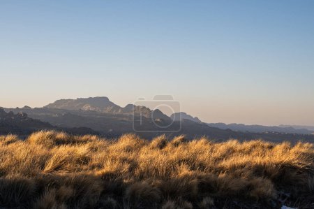 Foto de Champaqu Splendor: La captura de la impresionante montaña Landsc - Imagen libre de derechos