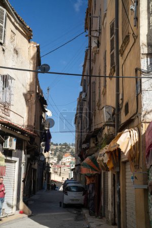 Téléchargez les photos : Constantine - Les ruelles de la vieille ville- la capitale de la province de Constantine dans le nord-est de l'Algérie. - en image libre de droit