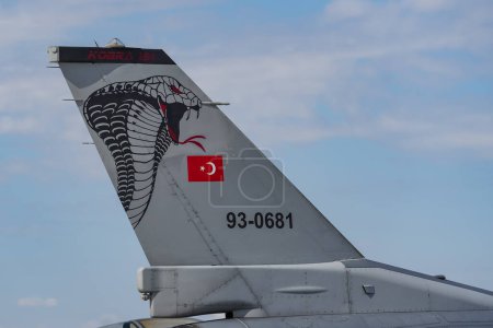 Téléchargez les photos : KONYA, TURQUIE - 30 JUIN 2022 : Lockheed Martin F-16C de l'armée de l'air turque combattant le faucon (HC-25) exposé à l'aéroport de Konya lors de l'exercice Anatolian Eagle Air Force - en image libre de droit