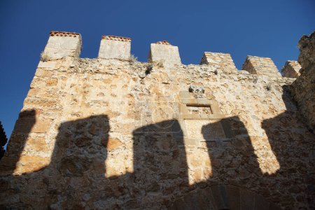 Téléchargez les photos : Mur du château d'Alanya dans la ville d'Alanya, Antalya City, Turkiye - en image libre de droit
