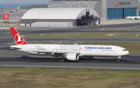 Photo for ISTANBUL, TURKIYE - SEPTEMBER 17, 2022: Turkish Airlines Boeing 777-36NER (41819) landing to Istanbul International Airport - Royalty Free Image