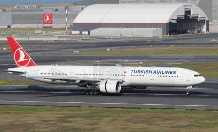 Photo for ISTANBUL, TURKIYE - SEPTEMBER 17, 2022: Turkish Airlines Boeing 777-3F2ER (44127) landing to Istanbul International Airport - Royalty Free Image