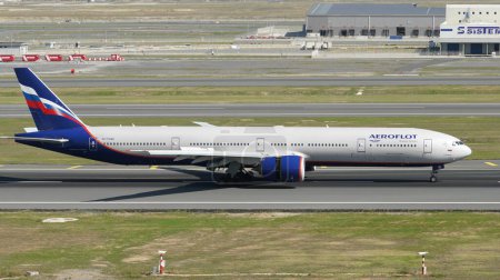 Photo for ISTANBUL, TURKIYE - OCTOBER 01, 2022: Aeroflot Airlines Boeing 777-3M0ER (41691) landing to Istanbul International Airport - Royalty Free Image