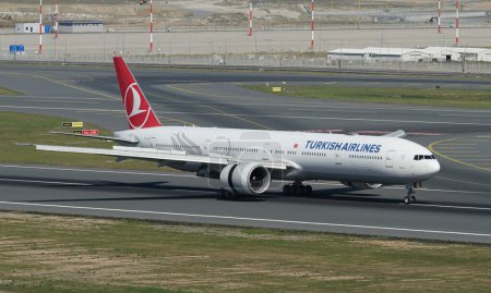 Photo for ISTANBUL, TURKIYE - OCTOBER 01, 2022: Turkish Airlines Boeing 777-3F2ER (44117) landing to Istanbul International Airport - Royalty Free Image