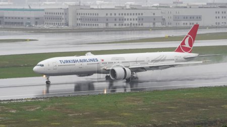 Photo for ISTANBUL, TURKIYE - OCTOBER 15, 2022: Turkish Airlines Boeing 777-3F2ER (44117) landing to Istanbul International Airport - Royalty Free Image