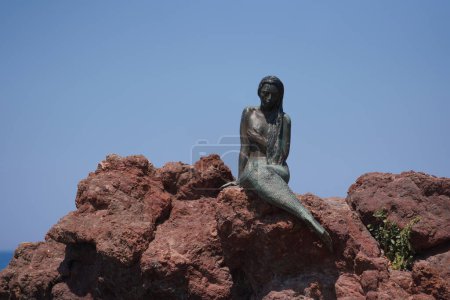 Statue de sirène à Oren, Balikesir City, Turkiye