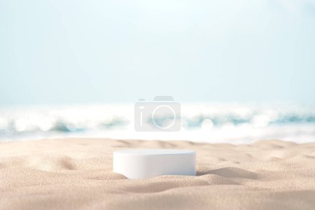 Foto de Summer tropical background, Podium on sand beach on sea background, Mock up for the exhibitions, Presentation of products, 3d render. - Imagen libre de derechos