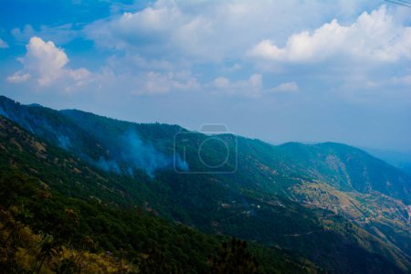 Belles montagnes vertes et les vallées de Lansdowne dans le district de Garhwal, Uttarakhand. Lansdown Beautiful Hills. La beauté de la nature sur les collines de l'Uttrakhand.