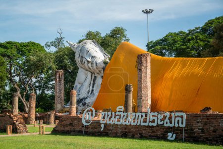 Photo for The Reclining Buddha Wat Khun Inthapramun near the City of Ang Thong in the Province of Ang Thong in Thailand,  Thailand, Ang Thong, November, 2022 - Royalty Free Image