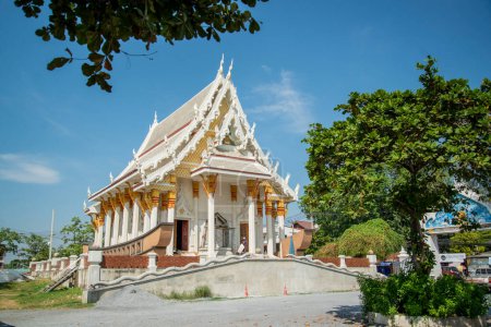 Téléchargez les photos : The Wat Warapho or wat Wang Rakhang in the City Ayutthaya in the Province of Ayutthaya in Thailand,  Thailand, Ayutthaya, November, 2022 - en image libre de droit