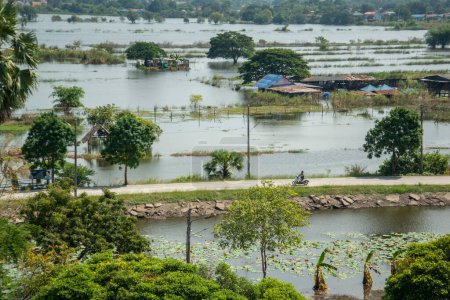Foto de A agriculture Field in the flooding near the City of Ayutthaya in the Province of Ayutthaya in Thailand,  Thailand, Ayutthaya, November, 2022 - Imagen libre de derechos