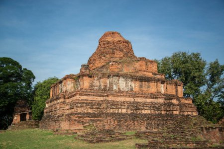 Téléchargez les photos : The Tempe Ruins of the Wat Khun Muang Jai in the City Ayutthaya in the Province of Ayutthaya in Thailand,  Thailand, Ayutthaya, November, 2022 - en image libre de droit