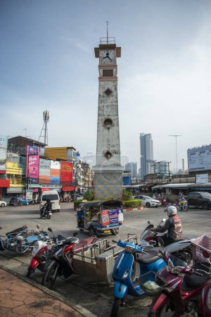 Photo for The square with the clock tower at the market in the City centre of Si Racha in the Province of Chonburi in Thailand,  Thailand, Siracha, November, 2022 - Royalty Free Image