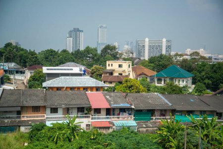 Photo for A view and skyline of the City of Si Racha in the Province of Chonburi in Thailand,  Thailand, Siracha, November, 2022 - Royalty Free Image