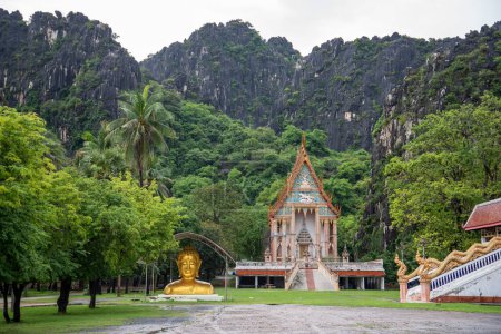 Photo for The Wat Khao Daeng Temple at the Village of Khao Daeng at the Hat Sam Roi Yot in the Province of Prachuap Khiri Khan in Thailand,  Thailand, Hua Hin, November, 2022 - Royalty Free Image