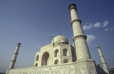 Photo for The architecture of the Taj Mahal in the city of Agra in the Province of Uttar Pradesh in India.  India, Agra, April, 1998 - Royalty Free Image
