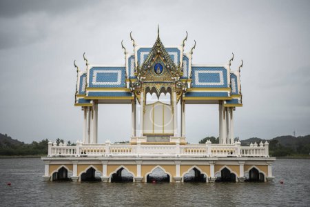 Photo for The Royal pavillon on the Lake Khao Tao reservoir at the village of Khao Tao south of the City of Hua Hin in the Province of Prachuap Khiri Khan in Thailand,  Thailand, Hua Hin, December, 2023 - Royalty Free Image
