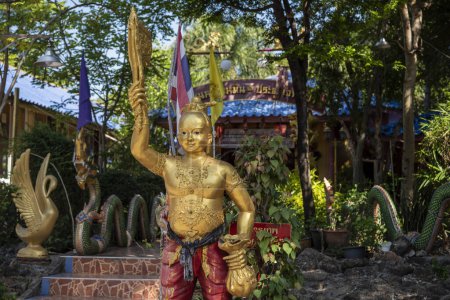 Téléchargez les photos : Le temple chinois ou Wat à la Fondation Hutsadin Elephant près de la ville de Hua Hin dans la province de Prachuap Khiri Khan en Thaïlande, Thaïlande, Hua Hin, décembre 2023 - en image libre de droit