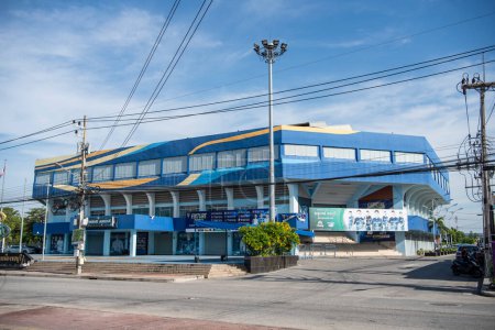 Photo for Chonburi Blue Wave Arena in city centre of Mueang Chonburi City in Province of Chonburi in Thailand.  Thailand, Chonburi, November, 1, 2023 - Royalty Free Image