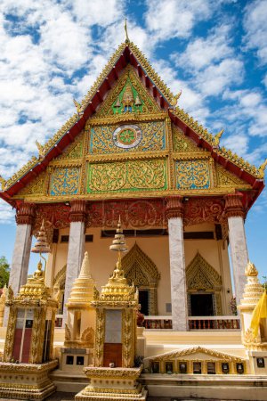 Wat Liab dans le centre-ville d'Udon Ratchathani et la province d'Ubon Ratchathani en Thaïlande, 25 novembre 2023