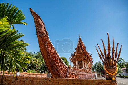 Ship Temple of Wat Sa Prasan Suk en el centro de la ciudad de Ubon Ratchathani y Provincia Ubon Ratchathani en Tailandia. Tailandia, Ubon Ratchathani, 24 de noviembre de 2023