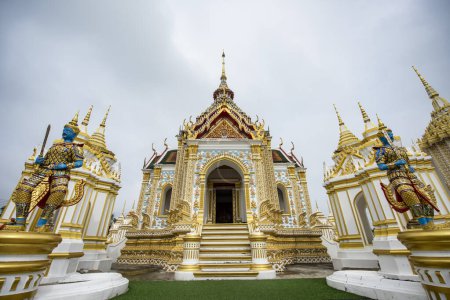 Photo for Wat Klang Bang Kaeo in Tambon Nakhon Chaisi Village near city and Province Nakhon Pathom in Thailand.  Thailand, Nakhon Pathom, November 11, 2023 - Royalty Free Image