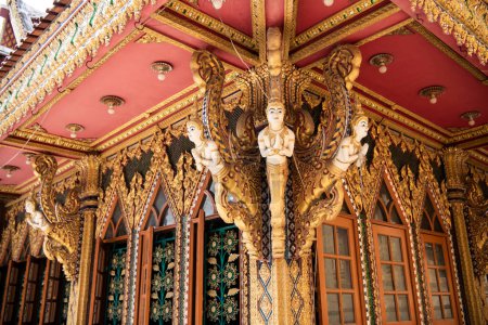 Wat Thammasala en la ciudad Nakhom Pathom en la provincia de Nakhon Pathom en Tailandia. Tailandia, Nakhon Pathom, 10 de noviembre de 2023